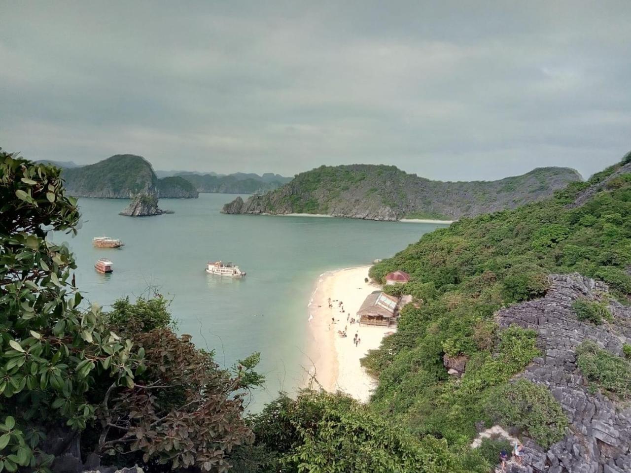 Catba Sky View Hotel Dong Khe Sau Exterior foto